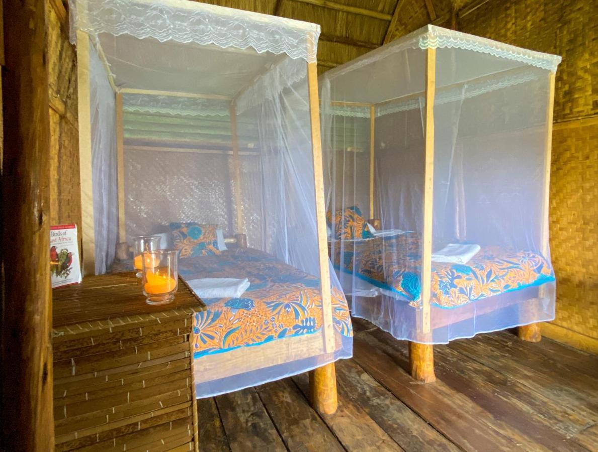 Mwamba Kelele Lodge Fort Portal Exterior photo