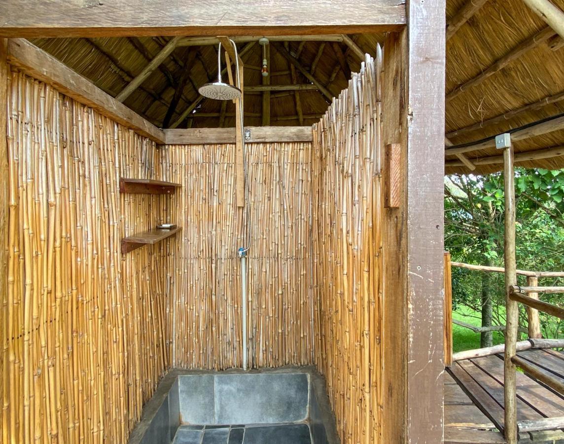 Mwamba Kelele Lodge Fort Portal Exterior photo